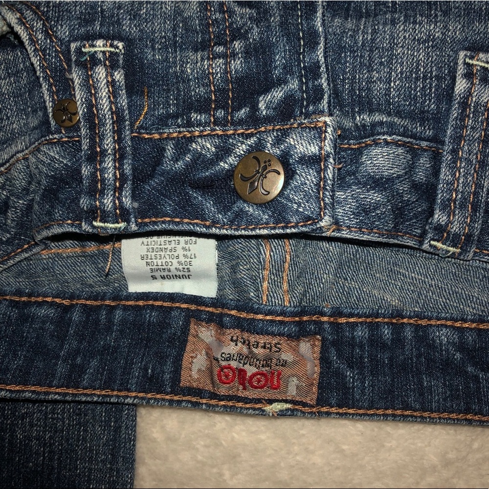 Jeans - Picture 2 of 3